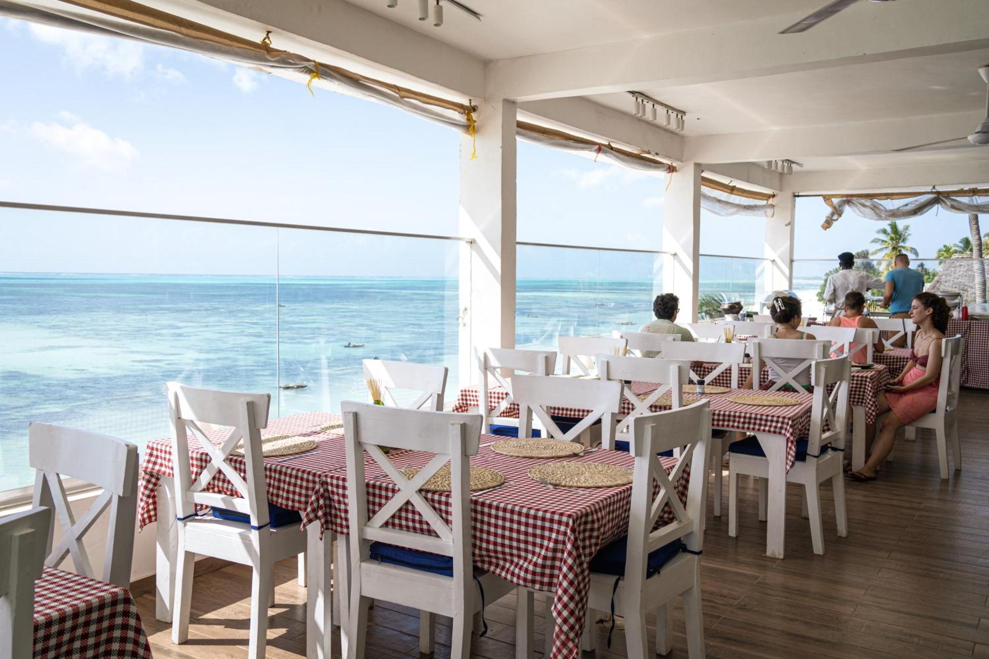 Pili Pili Sunrise Beach Hotel Jambiani  Exterior foto